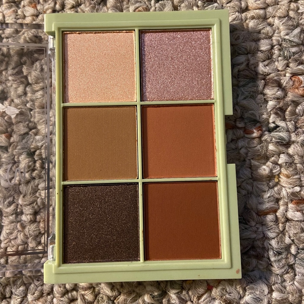 Pixi Weylie Hoang Palette